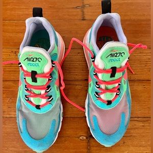 Nike Air70 React Shoes. Size 7. Used.